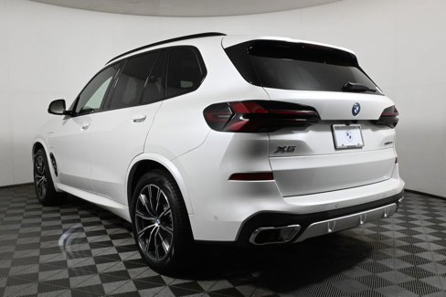 New 2026 BMW X5 xDrive50e w/ M Sport Package image 5