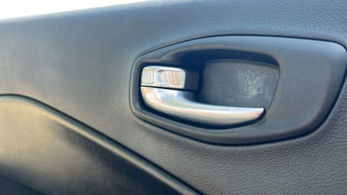 Used 2021 Jeep Compass Trailhawk image 13