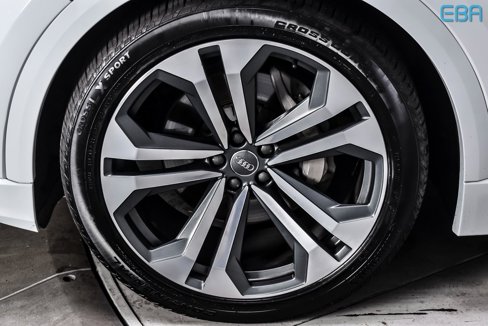 Used 2019 Audi Q8 Premium Plus image 10