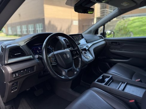 Used 2018 Honda Odyssey EX-L image 9