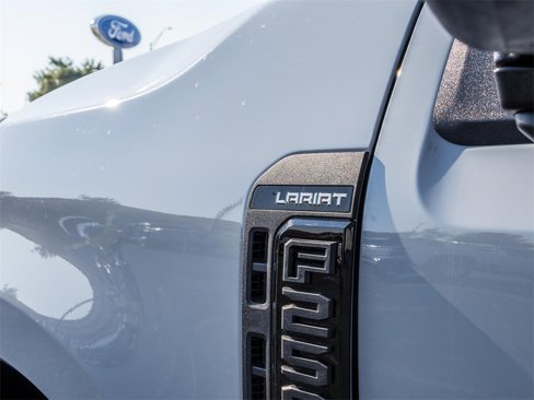 New 2026 Ford F250 Lariat w/ Black Appearance Package image 28