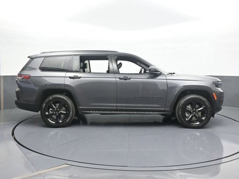 New 2025 Jeep Grand Cherokee L Limited w/ Black Appearance Package image 7