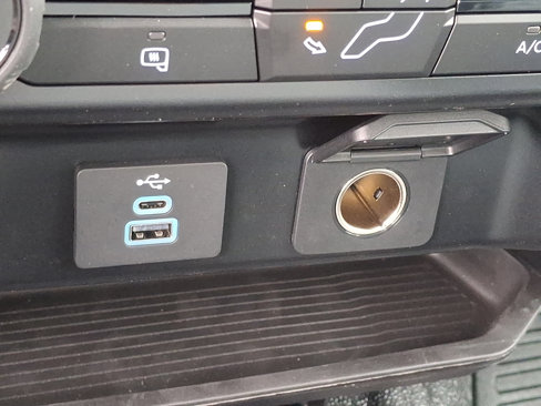 New 2025 Ford F550 4x4 Regular Cab Super Duty image 13