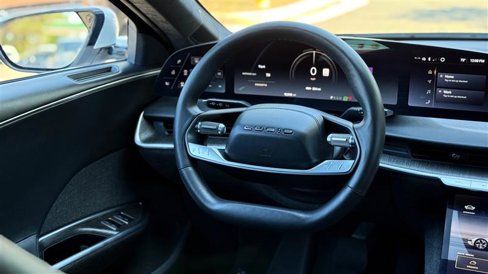Used 2024 Lucid Air Touring image 18