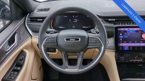 Used 2024 Jeep Grand Cherokee L Limited image 23
