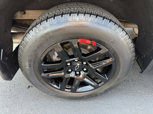 Used 2023 Chevrolet Silverado 1500 RST w/ Redline Edition image 9