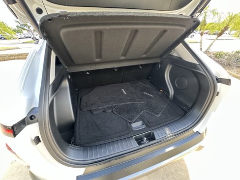 Used 2025 Hyundai Kona Limited image 30