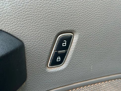 Used 2017 Ford F250 XL w/ Power Equipment Group image 26