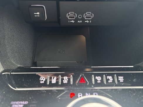 New 2025 Jeep Wagoneer L 4WD w/ Convenience Group I image 34