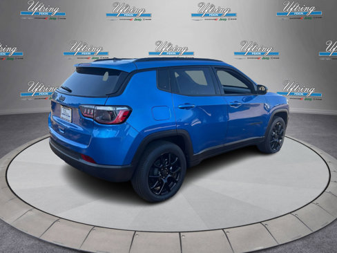 New 2026 Jeep Compass Latitude image 3