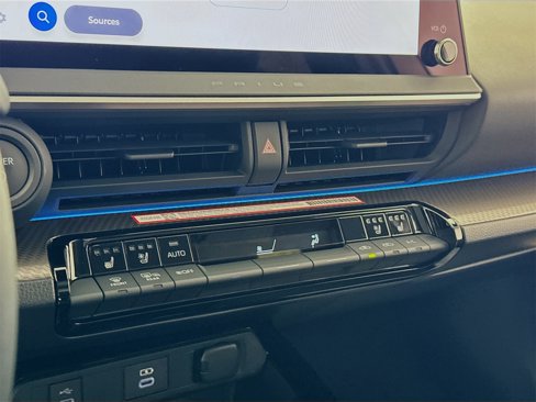 New 2026 Toyota Prius Limited image 9