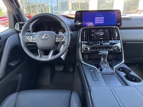 New 2025 Lexus LX 600 4WD w/ Luxury Package image 16