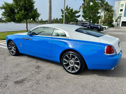 Used 2020 Rolls-Royce Wraith image 9