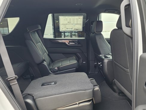 New 2026 GMC Yukon Elevation image 47
