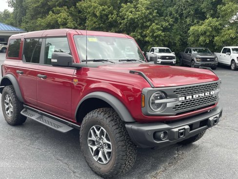 New 2025 Ford Bronco Badlands image 6