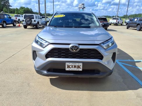 Used 2023 Toyota RAV4 LE image 8