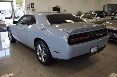 Used 2021 Dodge Challenger SXT image 11