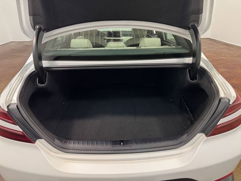 Used 2025 Genesis G70 2.5T image 74