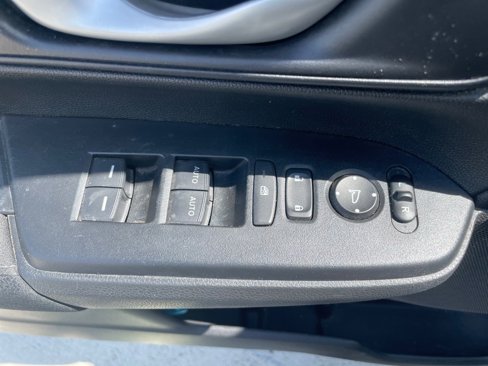 Used 2021 Honda CR-V Special Edition image 12