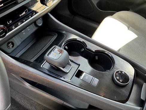 Certified 2025 Nissan Rogue SV image 20