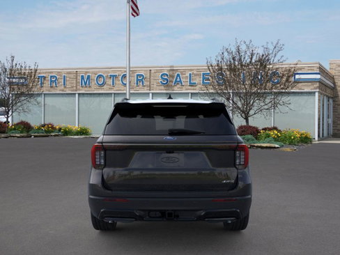 New 2025 Ford Explorer ST-Line image 5