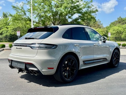 Used 2025 Porsche Macan GTS image 6