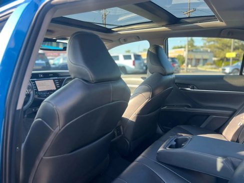 Used 2019 Toyota Camry XSE image 15