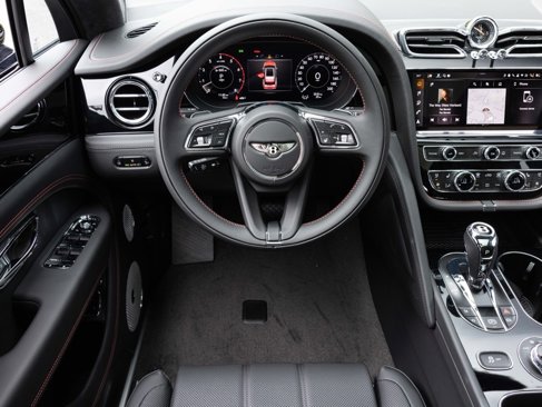 New 2025 Bentley Bentayga image 41
