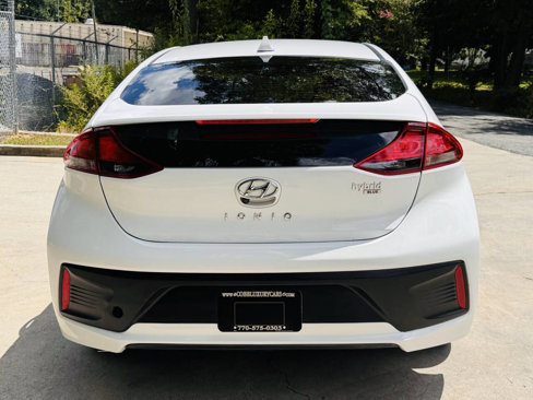 Used 2022 Hyundai Ioniq Blue image 5