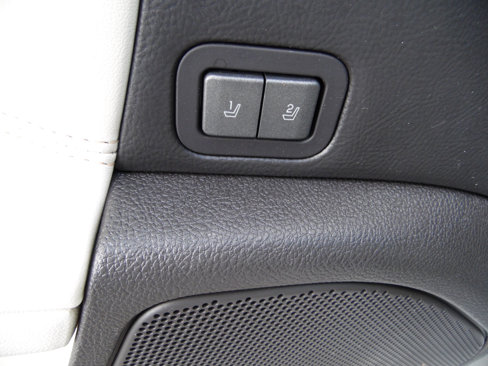 Used 2012 Lincoln MKZ AWD image 12