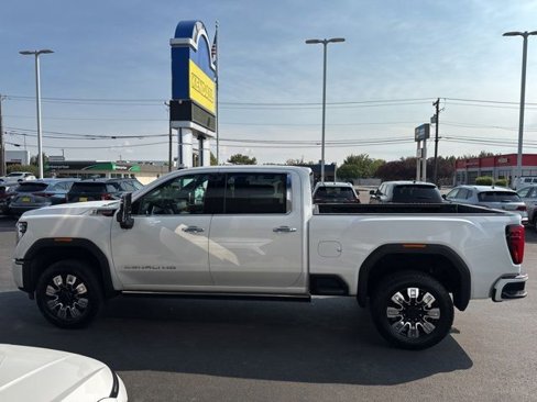 Used 2024 GMC Sierra 3500 Denali w/ Denali Reserve Package image 6