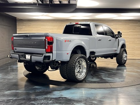Used 2024 Ford F450 Limited w/ FX4 Off-Road Package image 17