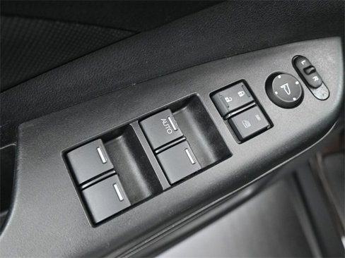 Used 2015 Honda CR-V LX image 13