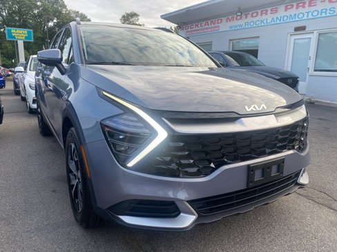 Used 2025 Kia Sportage EX w/ Premium Package image 3