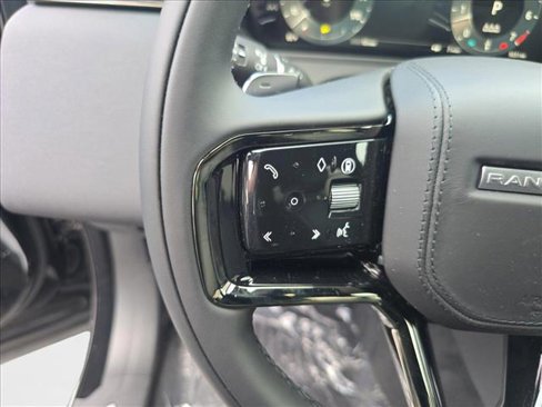 New 2026 Land Rover Range Rover Velar Dynamic SE image 17