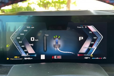 New 2026 BMW X7 M60i image 23