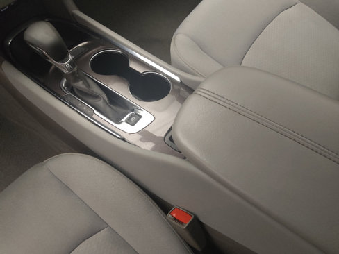 Used 2022 Chevrolet Malibu LT image 26