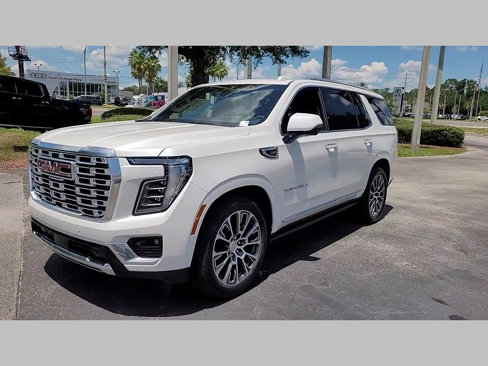 New 2025 GMC Yukon Denali w/ Denali Reserve Package image 37