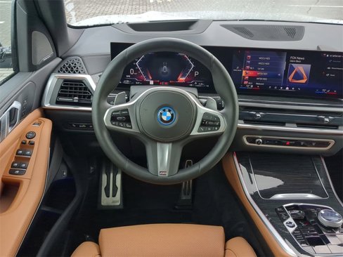 Certified 2024 BMW X5 xDrive50e w/ Executive Package image 17