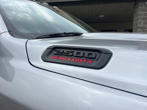 Used 2020 RAM 2500 Laramie w/ Night Edition image 16