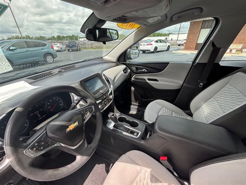 Used 2018 Chevrolet Equinox LS image 10