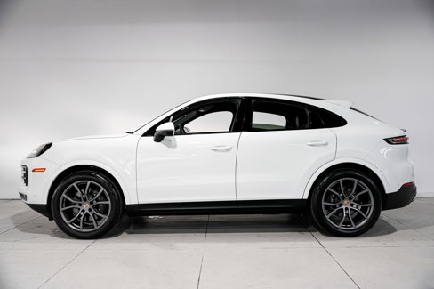 Used 2024 Porsche Cayenne Coupe w/ Premium Package Plus image 7
