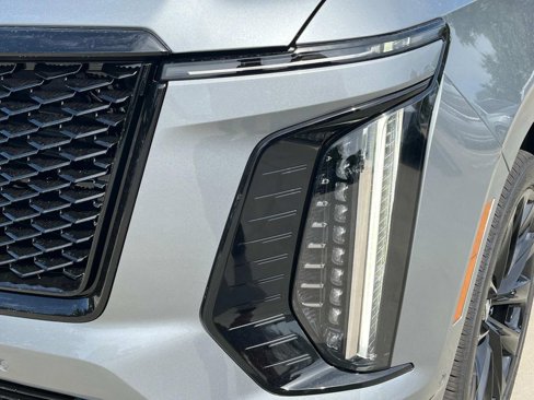 New 2025 Cadillac Escalade Sport Platinum w/ LPO, ONYX Package image 9