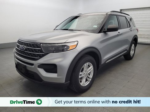 Used 2020 Ford Explorer XLT image 1