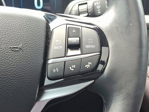 Used 2025 Ford Explorer Platinum w/ Ultimate Package image 24