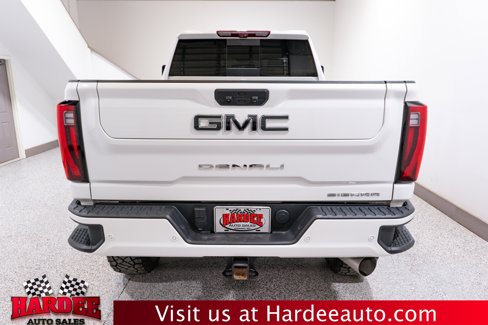 Used 2024 GMC Sierra 2500 Denali Ultimate image 4