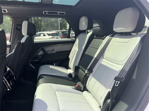 Used 2025 Land Rover Range Rover Sport Dynamic SE image 23