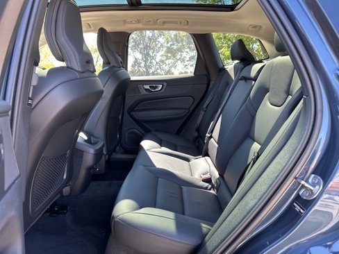 Certified 2025 Volvo XC60 B5 Plus w/ Climate Package image 13