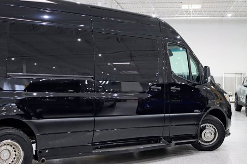 Used 2024 Mercedes-Benz Sprinter 3500 image 10