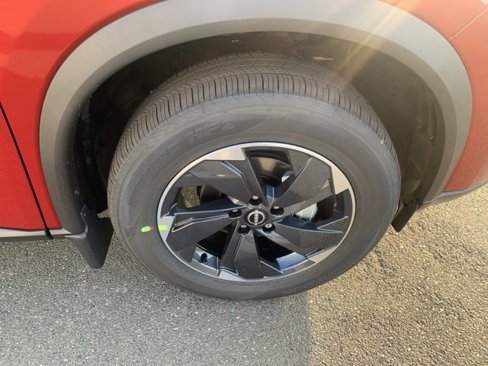 New 2026 Nissan Rogue SV image 9